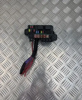 Opel Mokka Fuse module 826166