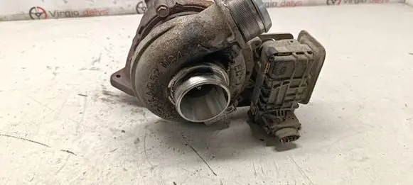 Citroen C-Crosser Turbo 9683657880