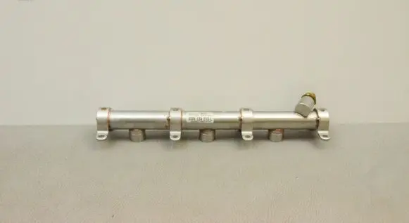 Audi Q5 SQ5 Fuel main line pipe 06M133315L