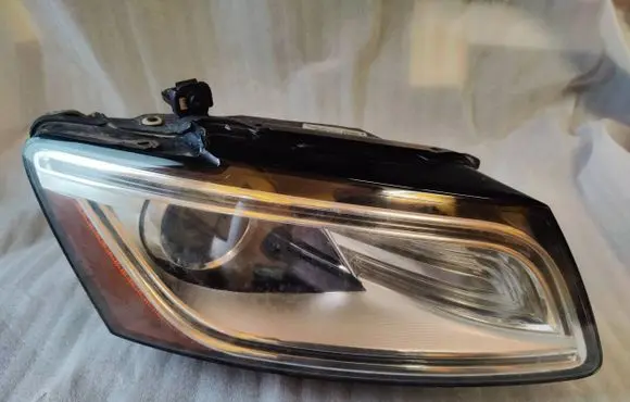 Audi Q5 SQ5 Headlight/headlamp 8R0941006E 90038855