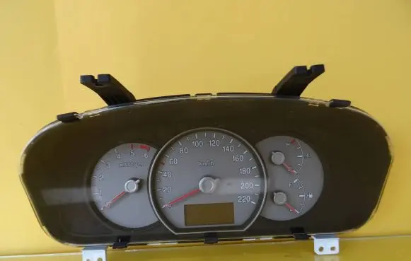 KIA Carens II Speedometer (instrument cluster) 940031D850 20060908