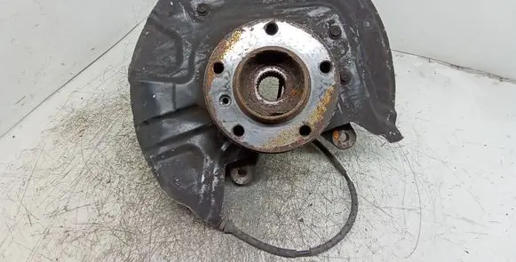 BMW X3 E83 Front wheel hub spindle knuckle 756