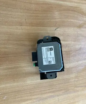 Chevrolet Trax GPS navigation control unit/module 