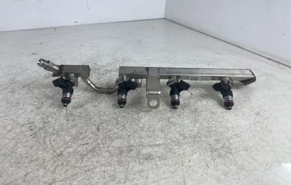 Volkswagen PASSAT B7 Fuel injectors set 03C906039 03C129041A 0280158815