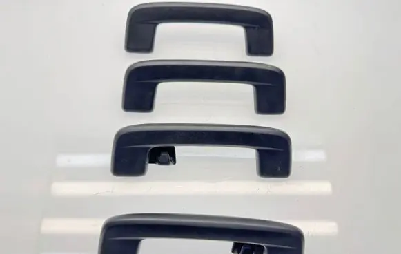 Cupra Formentor A set of handles for the ceiling 8Y0857644 8Y0857643 8Y0857607