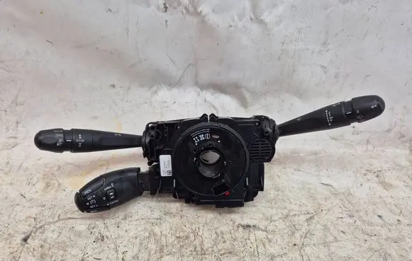 Citroen C3 Aircross Wiper turn signal indicator stalk/switch 98262570ZD