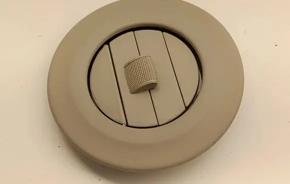 Chrysler Pacifica Air vent grill in roof 5SB00TRMAF MT1942