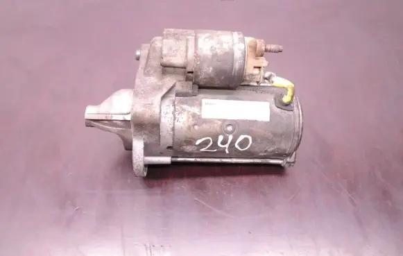 Volvo S60 Starter motor 30659478 D240