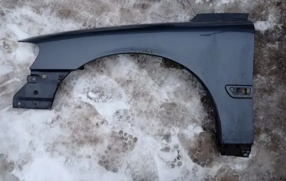 Volvo V70 Fender
