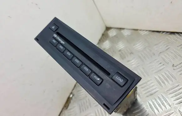 Audi A8 S8 D3 4E CD/DVD changer 4E0035111A