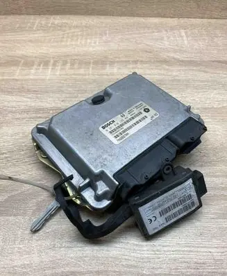 Chrysler Voyager Engine control unit/module ECU P04686870AA P04686363AD