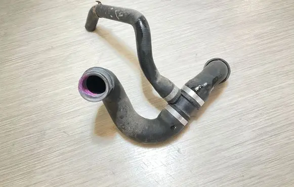 Mercedes-Benz Sprinter W906 Engine coolant pipe/hose A9065011482