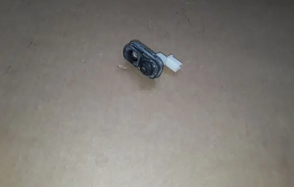 Suzuki SX4 Other switches/knobs/shifts NOCODE
