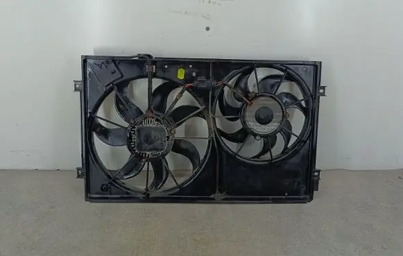 Seat Altea XL Electric radiator cooling fan 