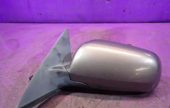 Audi A6 S6 C5 4B Front door electric wing mirror 