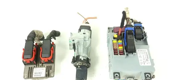 Ford Ka Engine control unit/module ECU 51843150 IAW