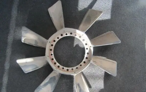 Volkswagen PASSAT B5 Fan impeller 078121301e