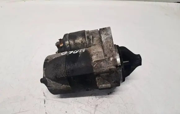 Nissan Primera Starter motor 233009F66A