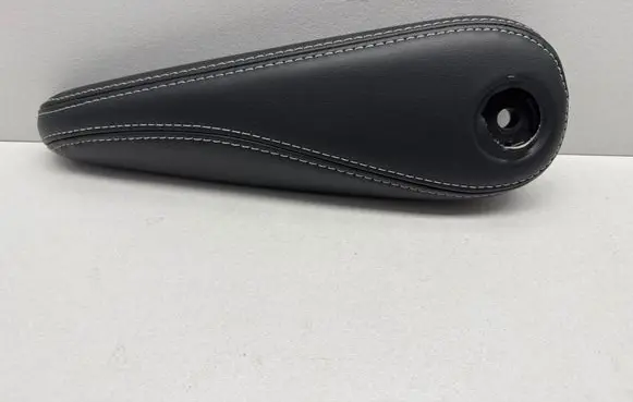 Chrysler Pacifica Rear seat armrest 5RD44TRMAD