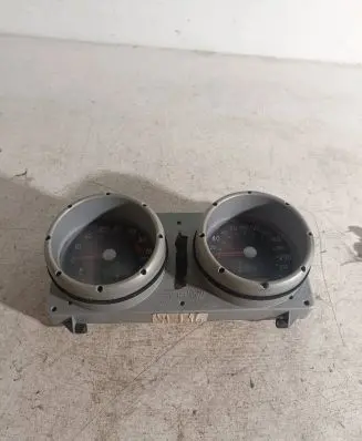 Volkswagen Polo III 6N 6N2 6NF Speedometer (instrument cluster) 75220301800 1036025070