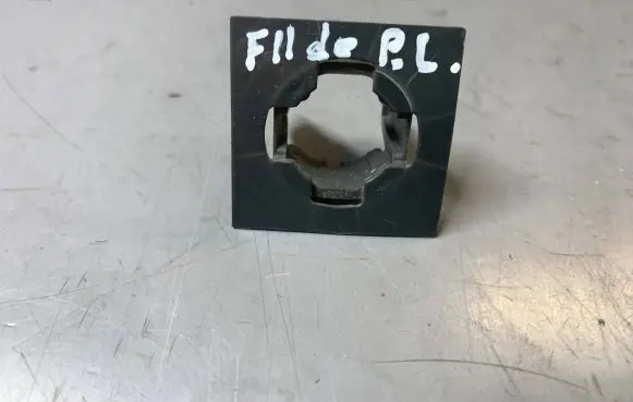 BMW 5 F10 F11 Front parking sensor holder (PDC) 7178177 51112208723 2208723