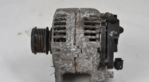 Volkswagen Sharan Generator/alternator 038903024A 0124325101