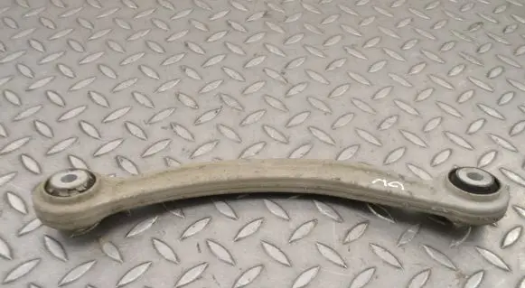 Mercedes-Benz C W205 Rear upper control arm/wishbone A20409FI