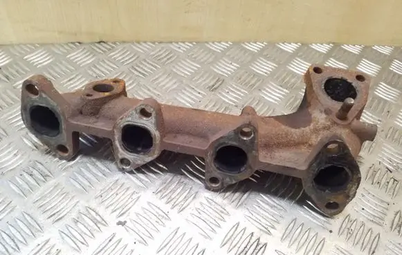 Toyota Avensis Verso Exhaust manifold