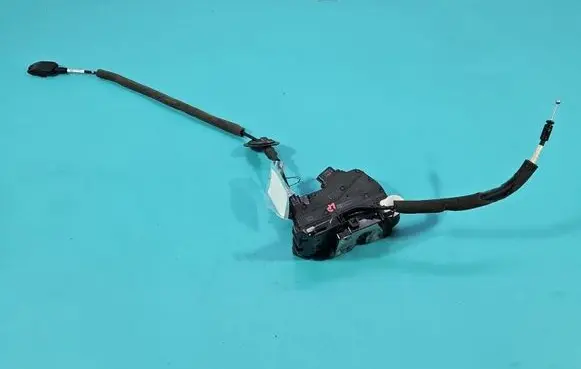 Renault Clio IV Front door lock 805033000R IMPRK1580718