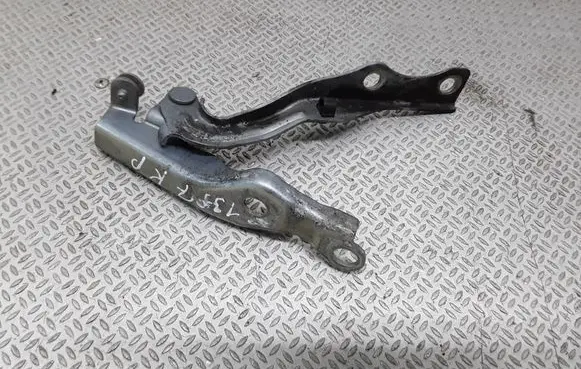 Mazda 2 Engine bonnet/hood hinges