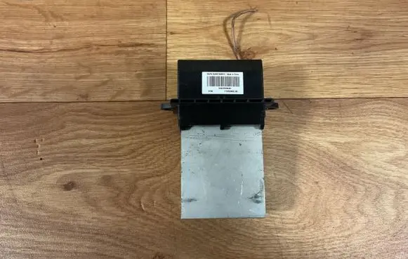 Nissan Micra Heater blower motor/fan resistor T1000948E NNMN106091C NU8150N4281
