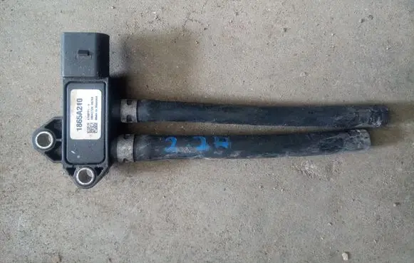 Mitsubishi Outlander Exhaust pressure sensor 1865A210