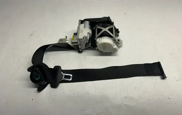 Mercedes-Benz GL X166 Front seatbelt 34077867