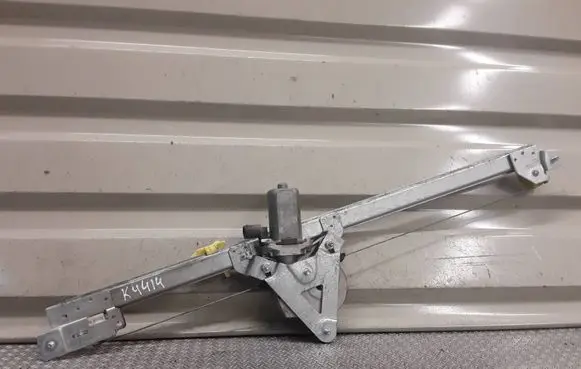 Renault Trafic II (X83) Front door window regulator with motor 