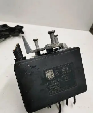 Mercedes-Benz GLC X253 C253 ABS Pump A2539011400 10091515673 10062533761