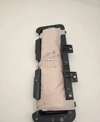 Mercedes-Benz GLE (W166 - C292) Knee airbag A16686001023