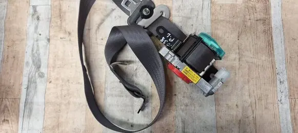 Mazda Premacy Front seatbelt 0428113 0297063