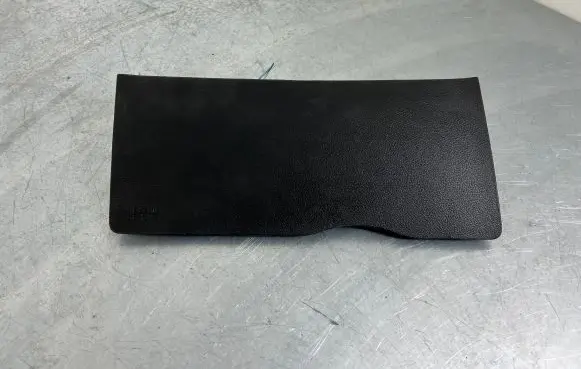 Knee airbag