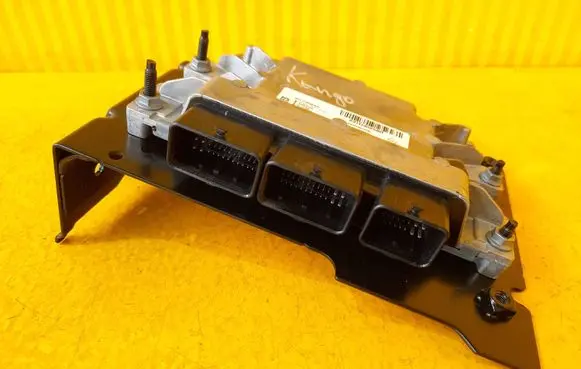 Renault Kangoo II Engine control unit/module ECU 237D40258R