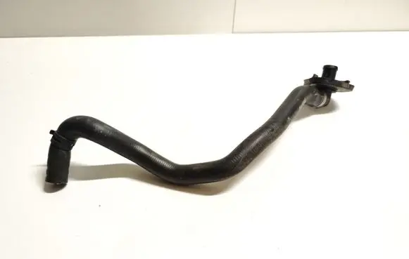Engine coolant pipe/hose