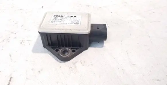 Audi A4 S4 B8 8K ESP acceleration yaw rate sensor 8K0907637A