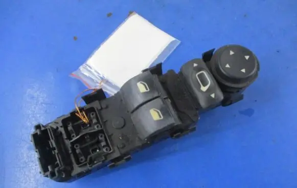 Citroen C4 I Other devices 9651464277