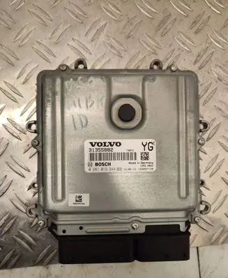 Volvo V60 Engine control unit/module 31355882 1039S57128 0281019244