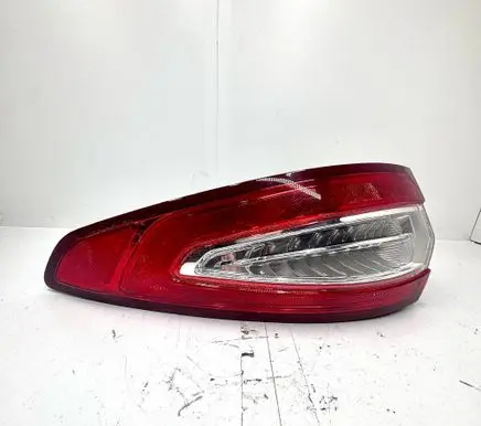 Ford Fusion II Rear/tail lights DS7313404AG F00HTF405200