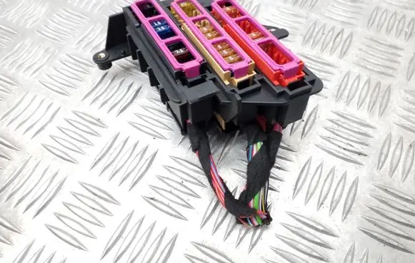 Audi A6 S6 C6 4F Fuse box set 4F2971845A