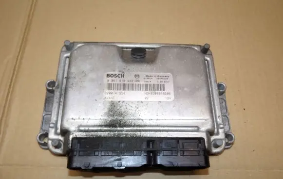 Renault Scenic I Engine control unit/module 0281010442