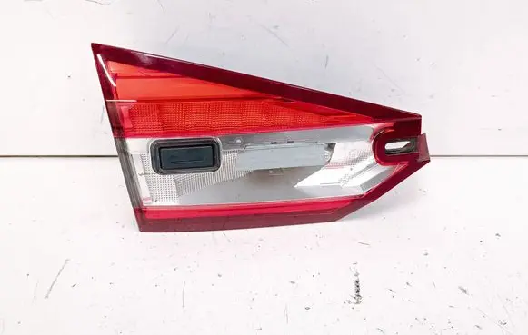 Ford Fusion II Tailgate rear/tail lights HS7313A603AG