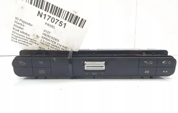 Mercedes-Benz Sprinter W907 W910 Head unit multimedia control RADIA A9079000005