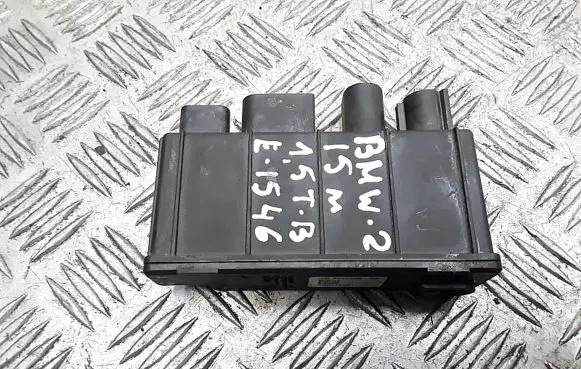 BMW 2 F22 F23 Engine control unit/module 8647255