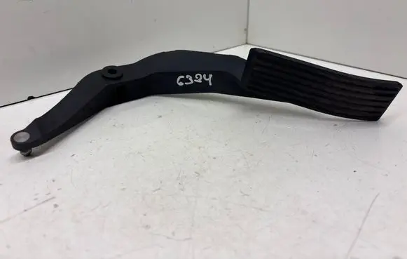 Mercedes-Benz A W168 Accelerator throttle pedal A1683000425